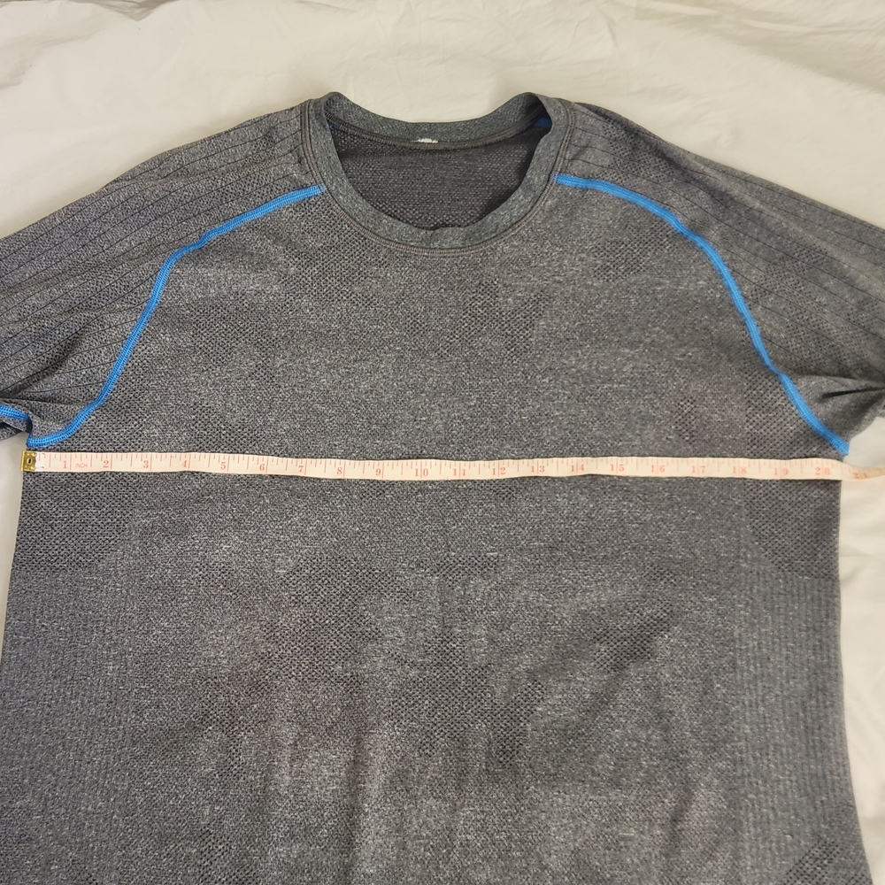 Lululemon Athletica Gray Knit Top